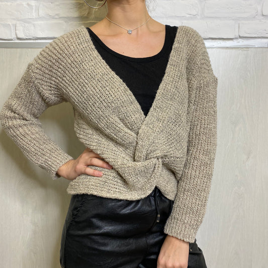 Maglione in lana con dettaglio a nodo tortora Penelope Milano