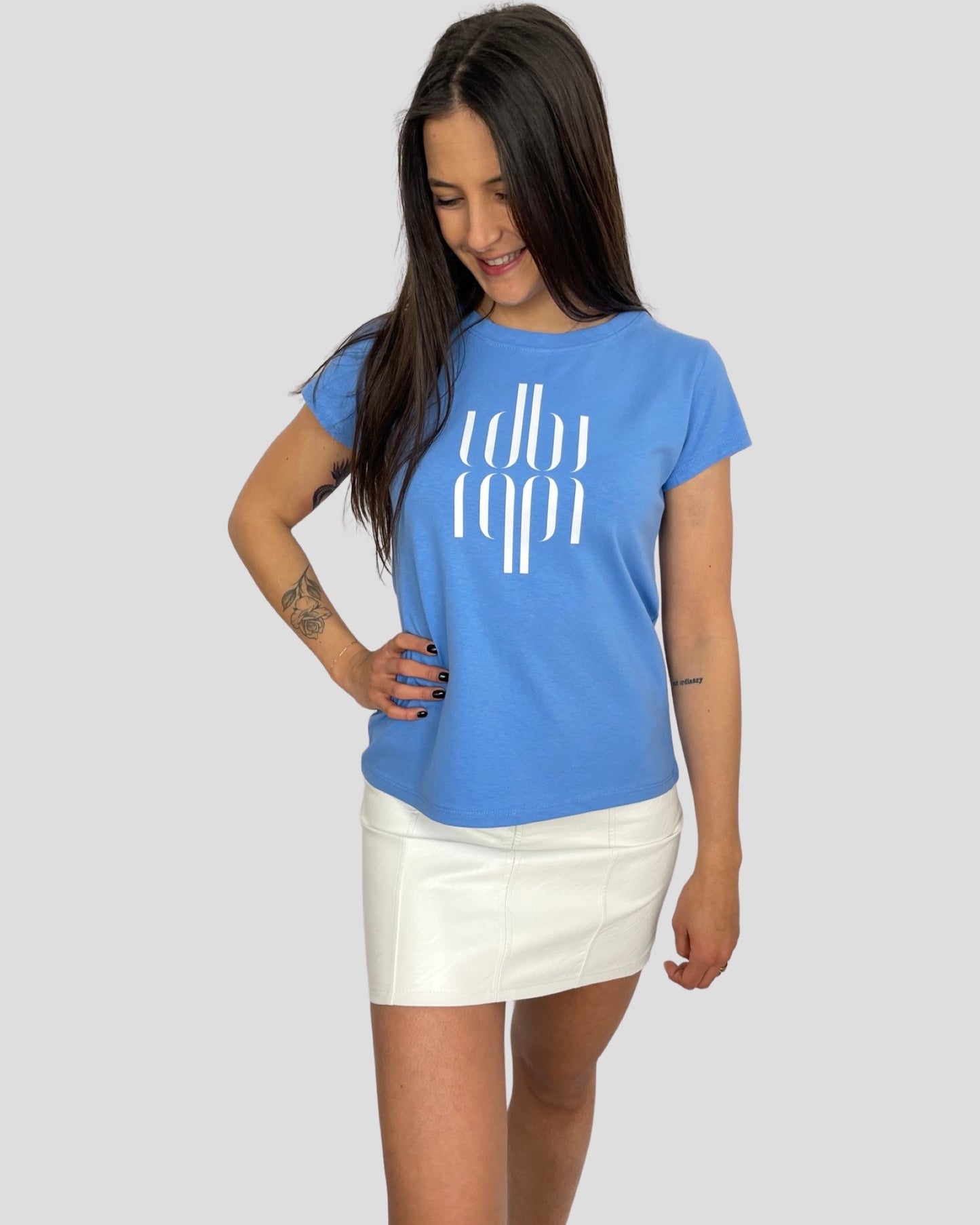 T-shirt mirror azzurra